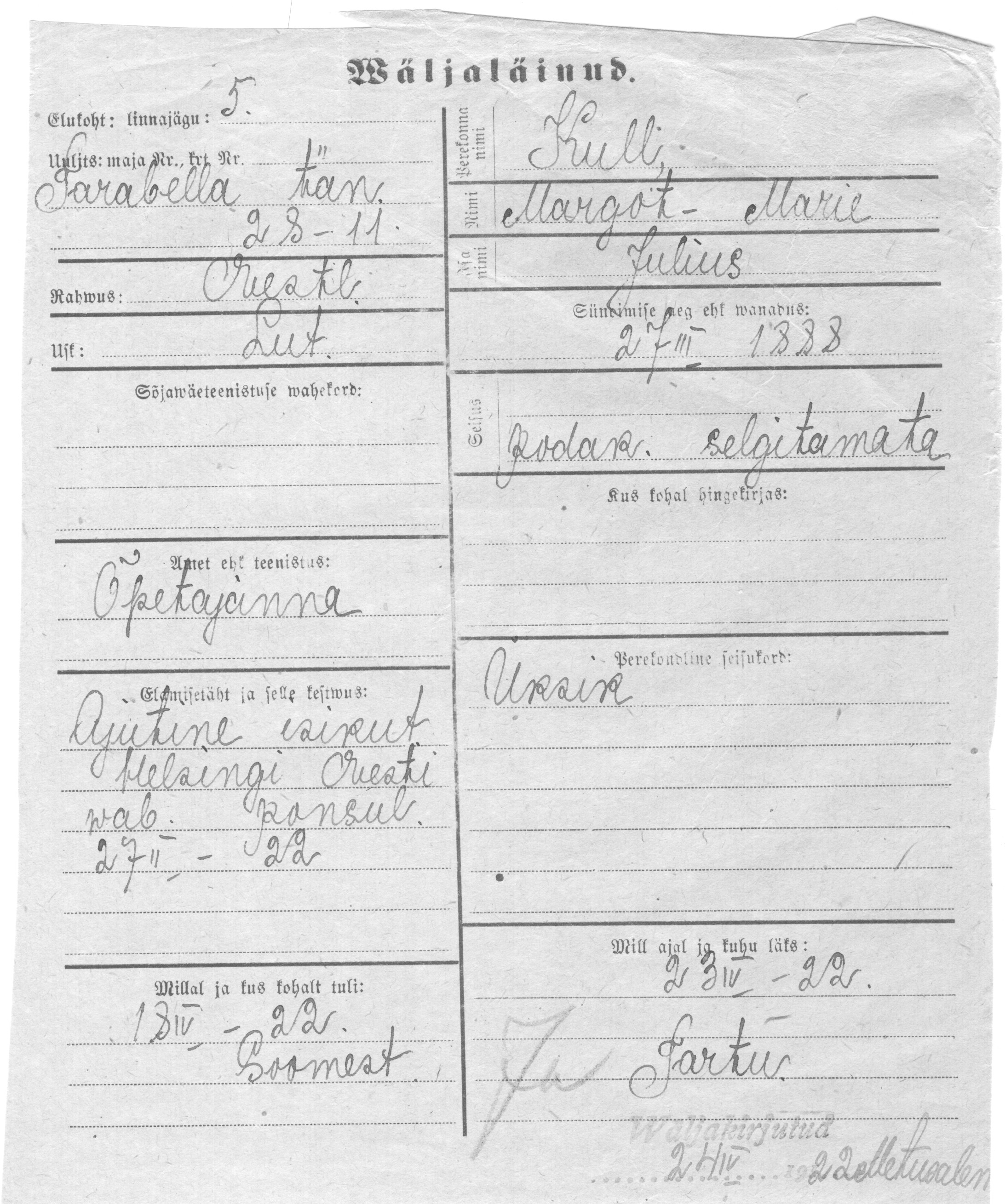 Kull, Margot-Marie, Julius