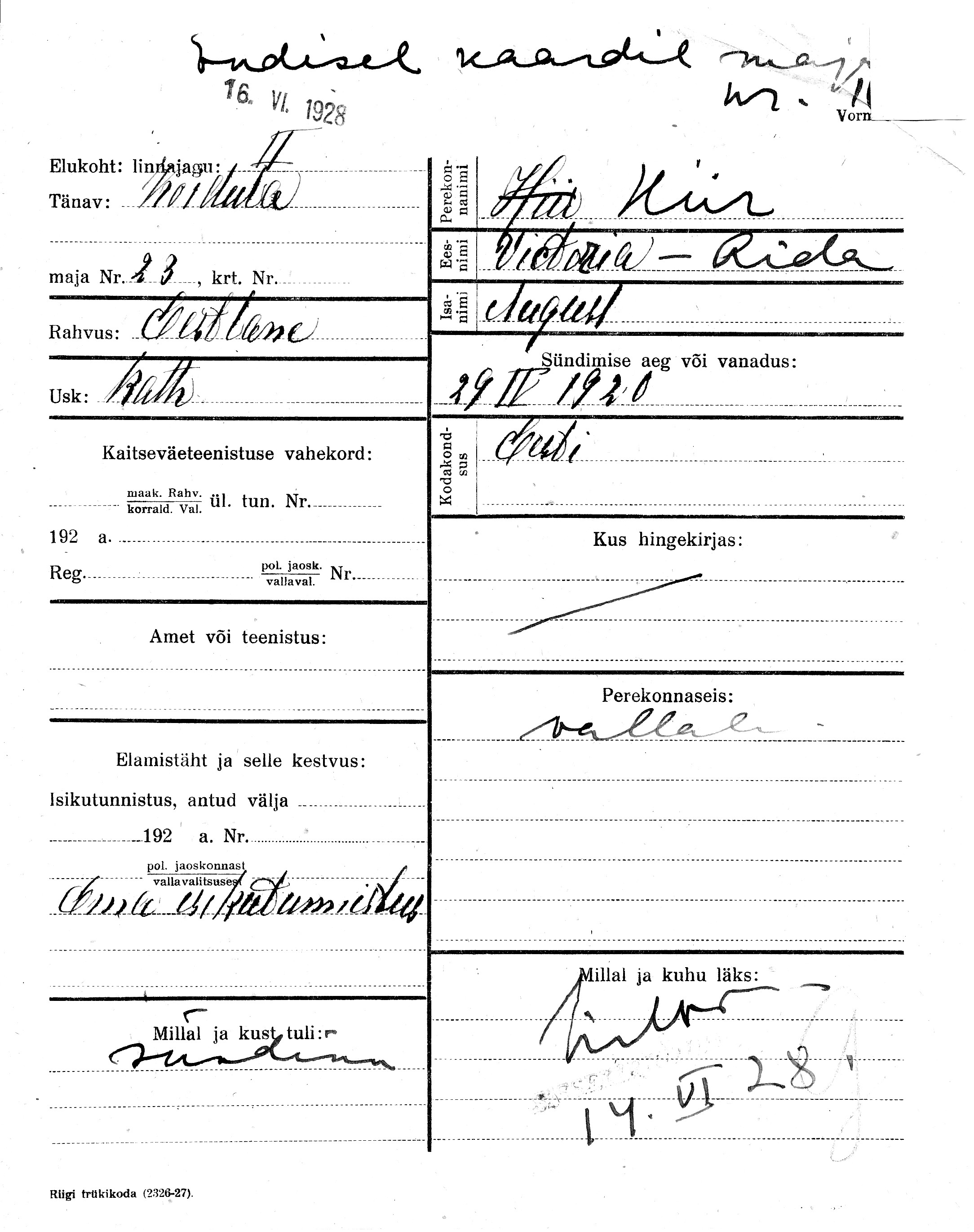 Hiir, Victoria-Aida, August