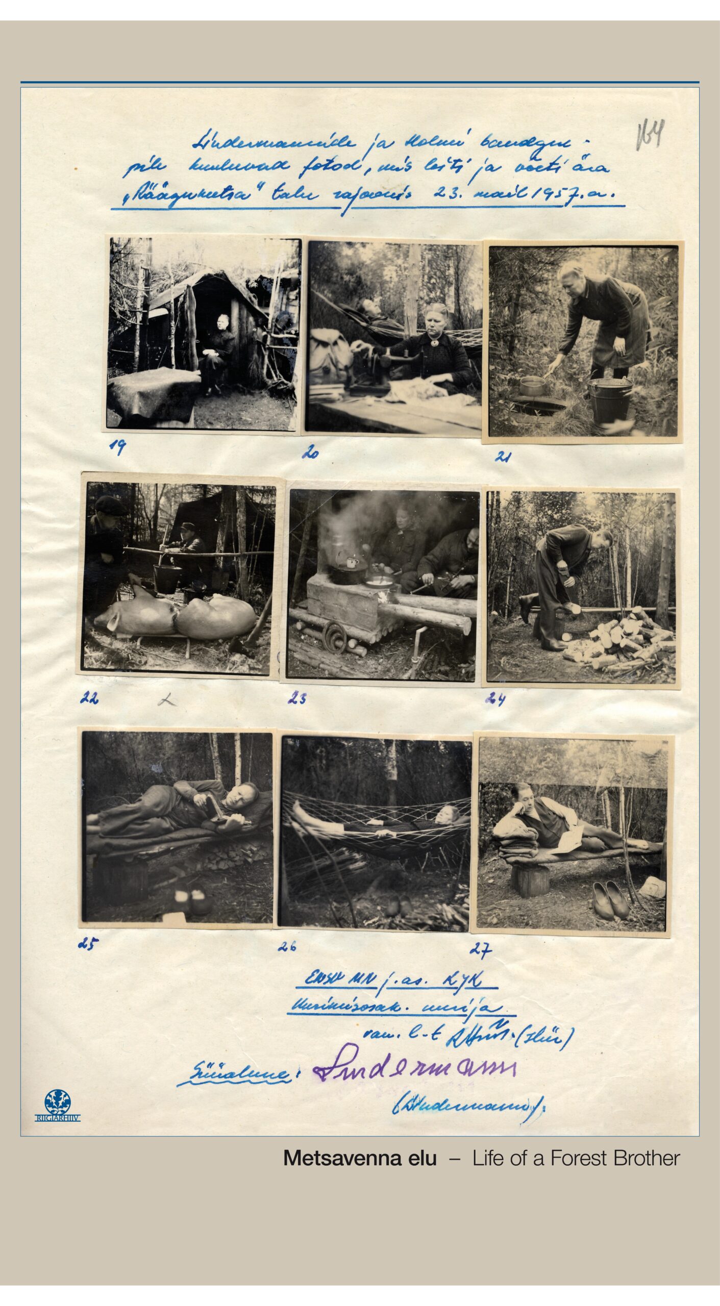 Üheksa pilti stendil.